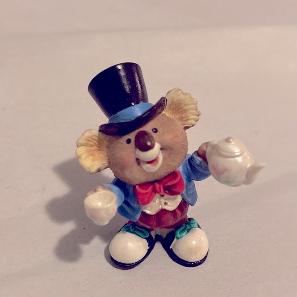 Hallmark Merry Minatures Alice in Wonderland - Picture 8 of 10